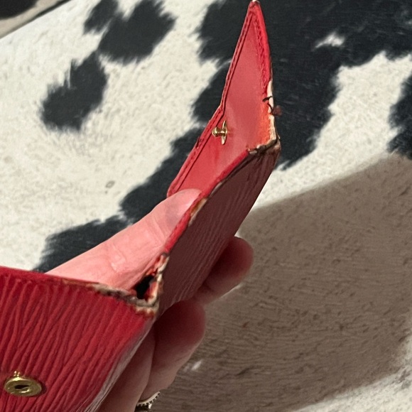 Louis Vuitton Red EPI Leather Four Key Holder CA1915 - Picture 16 of 16